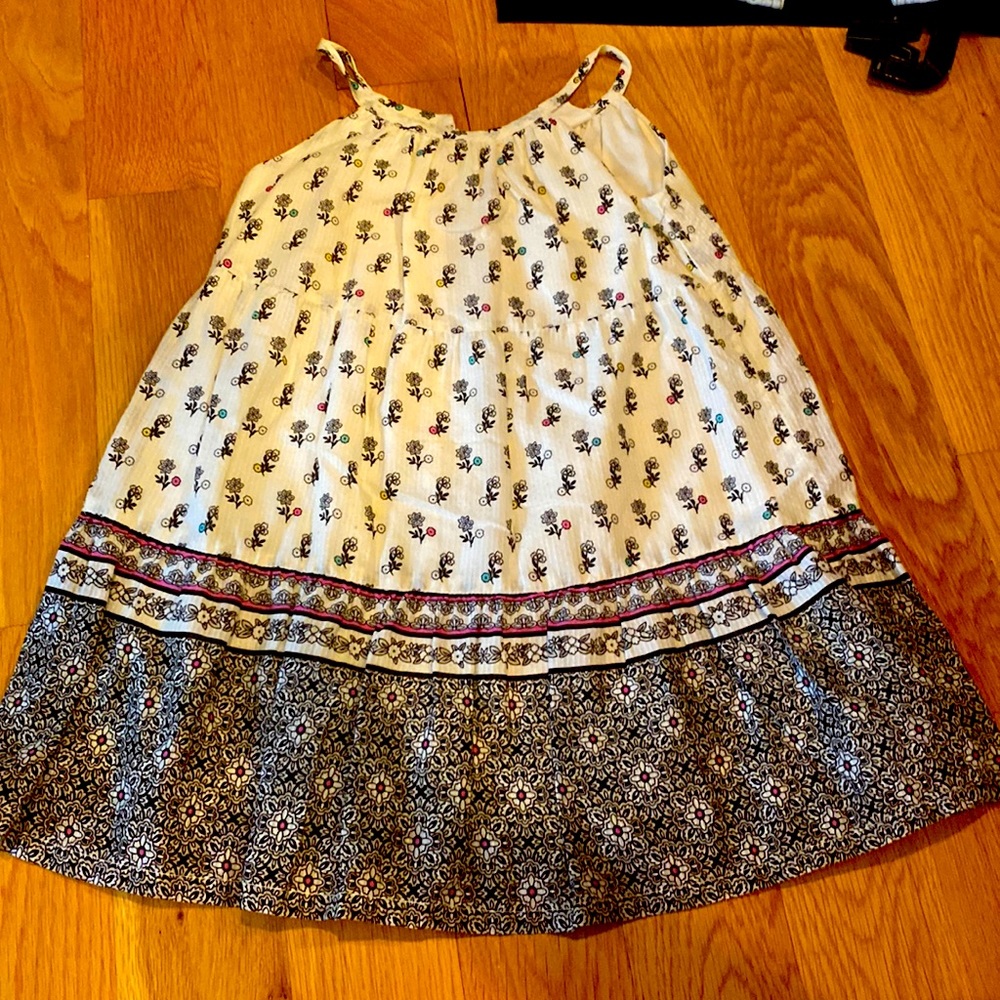 Baby gap size two precious sleeveless dress